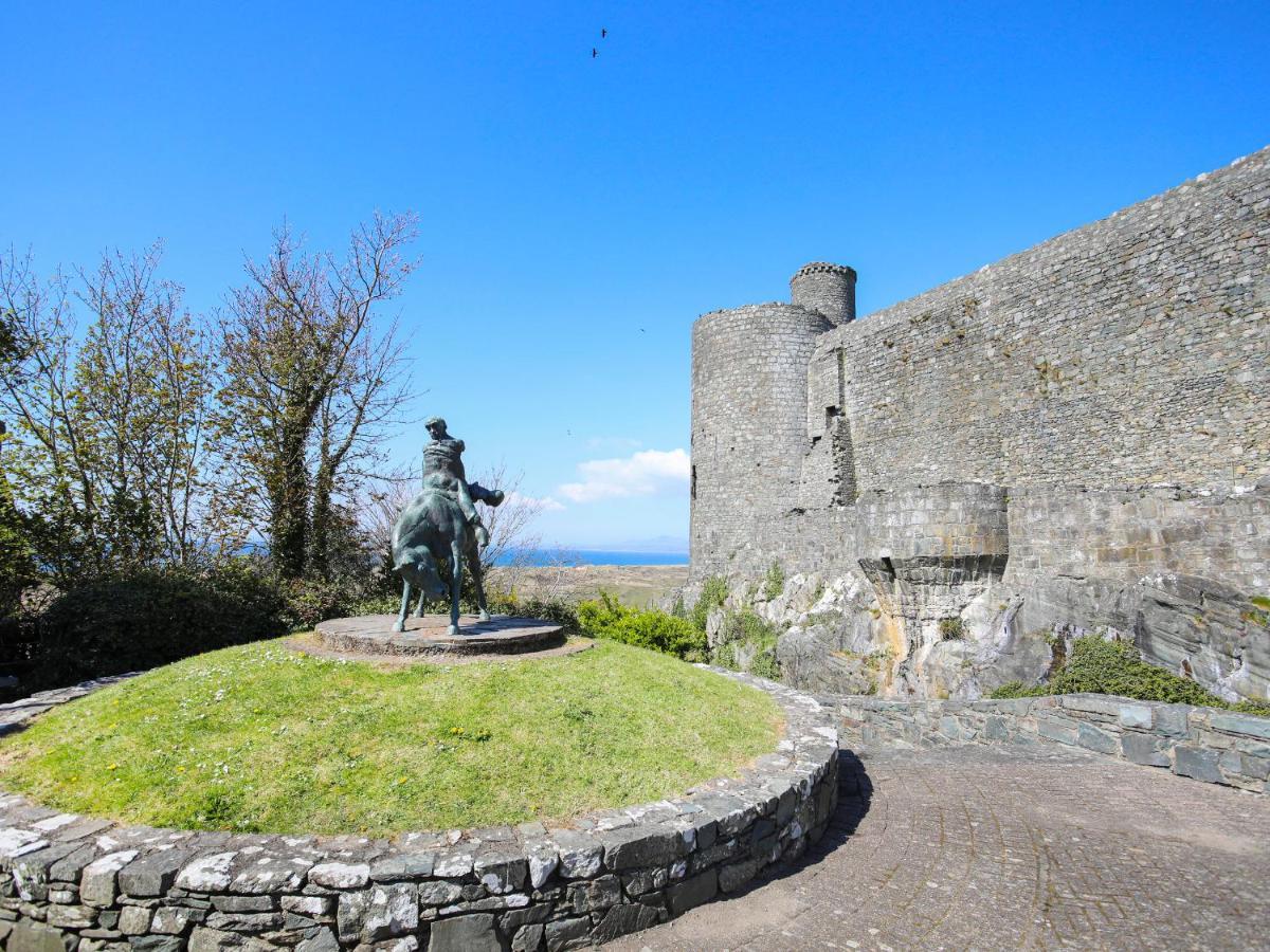 The Doll'S House Villa Harlech Exterior photo